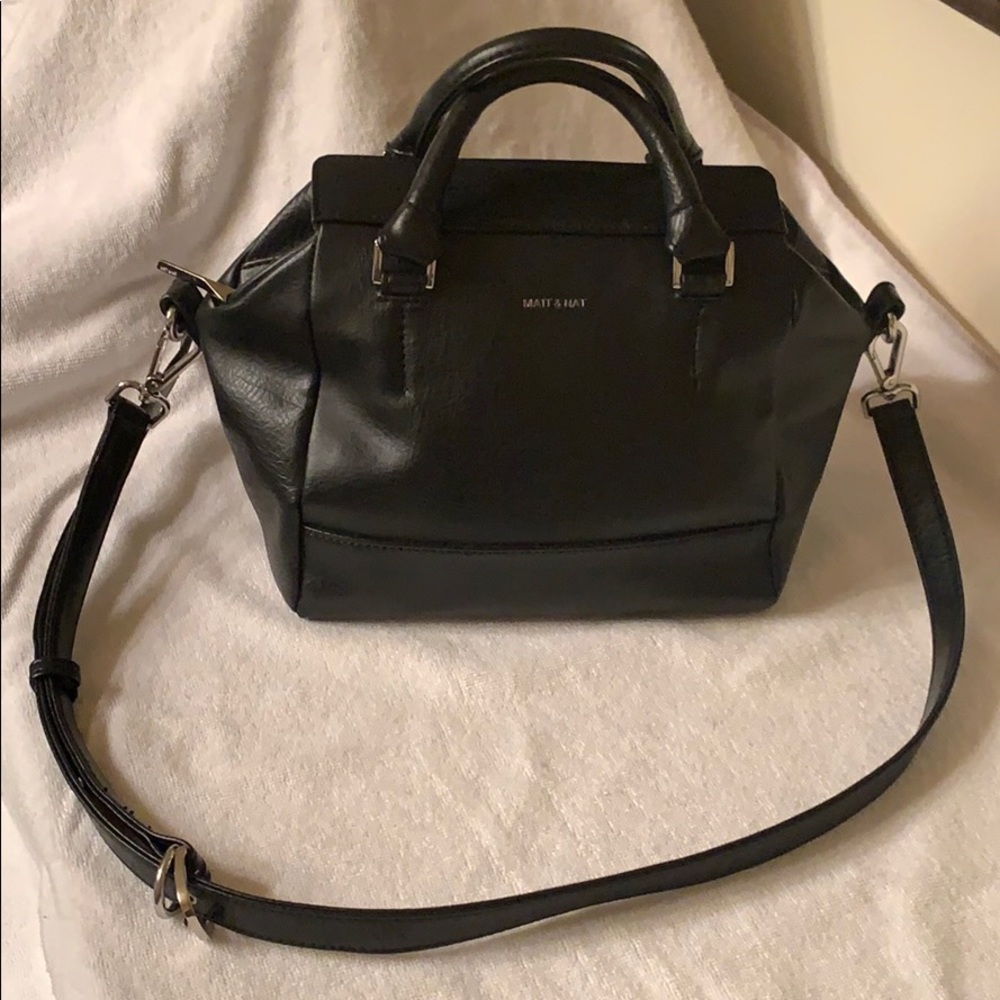 Matt & Nat black satchel doctor bag EUC handbag 👜